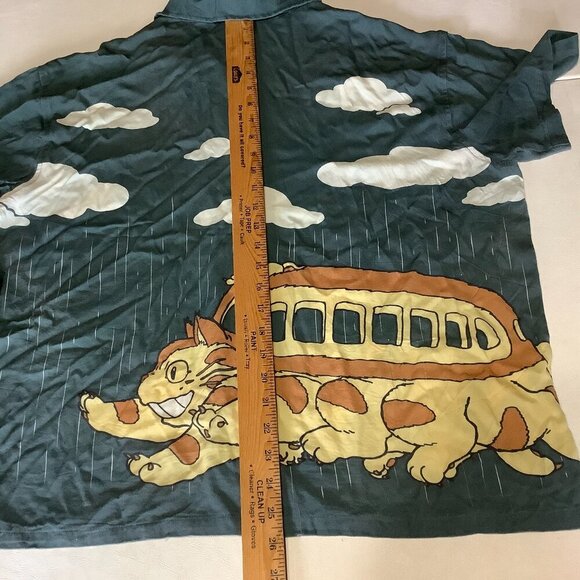 Men's My Neighbor Totoro Shirt Large Scenic Short Sleeve Button Up Ghibli Catbus - Picture 9 of 9